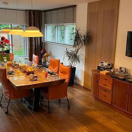 Panzió Bed&Breakfast Maasland Maasland