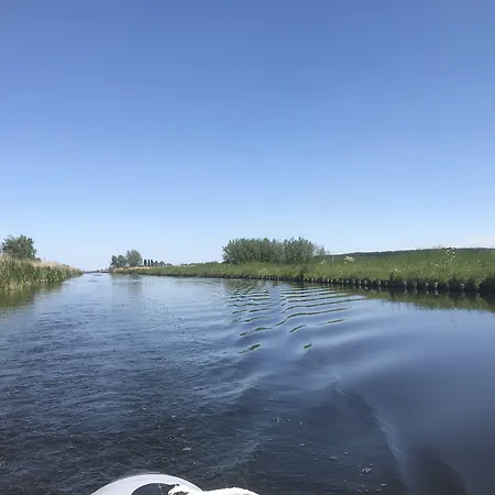 Bed&Breakfast Maasland Maasland