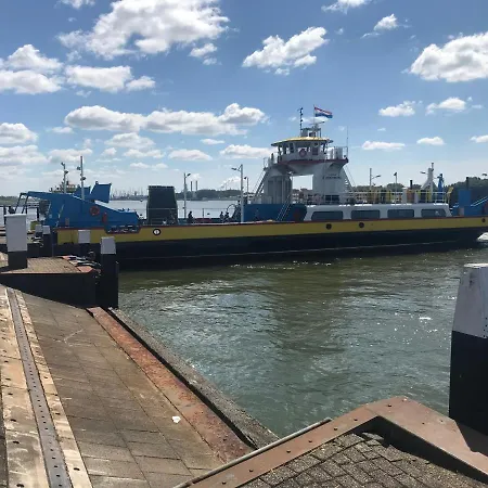 Panzió Bed&Breakfast Maasland