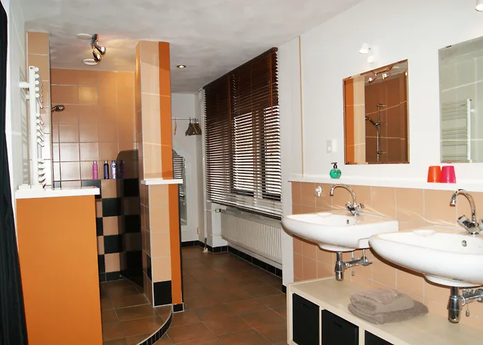 Bed&Breakfast Maasland Nocleg ze śniadaniem 3*