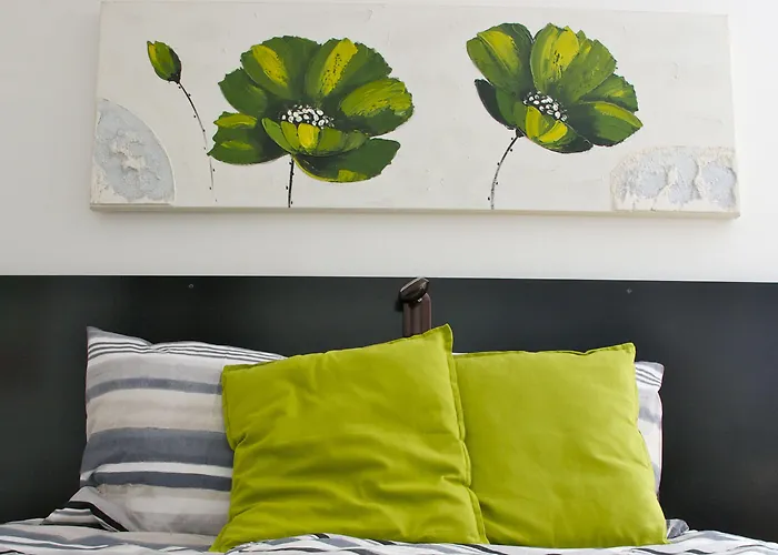 Bed&Breakfast Maasland 3*