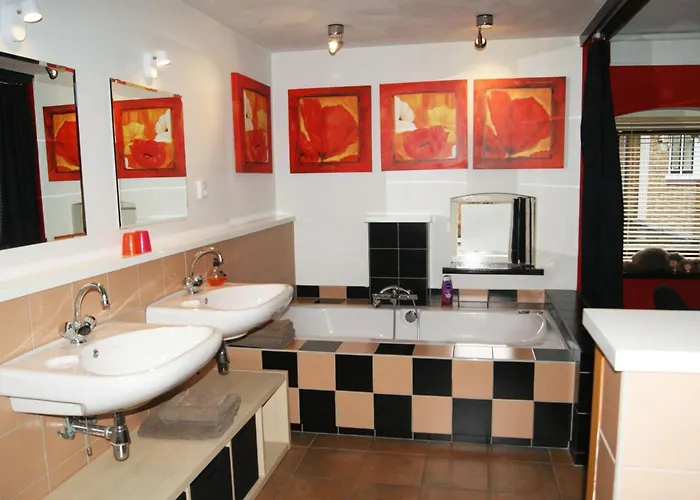 Bed&Breakfast Maasland Oda ve Kahvaltı