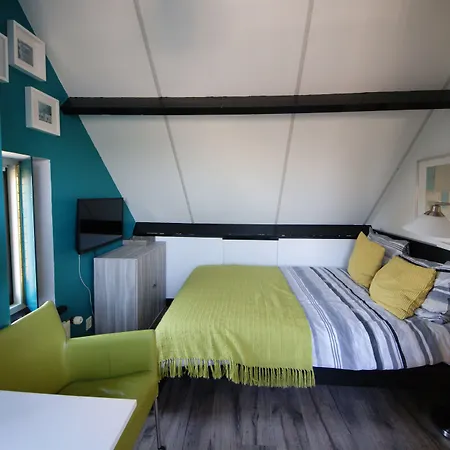 Bed&Breakfast Maasland Отель типа 